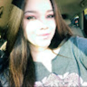 Meet your Posher, Raquel